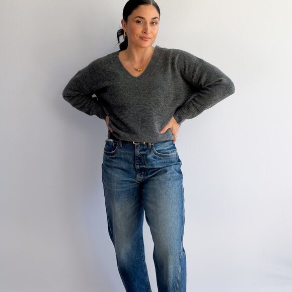 Women’s Grey V-Neck Sweater – Soft Knit Lightweight Pullover - Picture 7 of 9